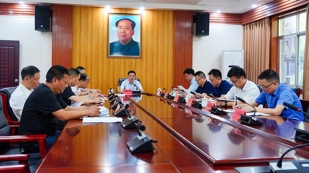 龚红果认领“我为群众办实事” 专题调度房地产历史遗留问题