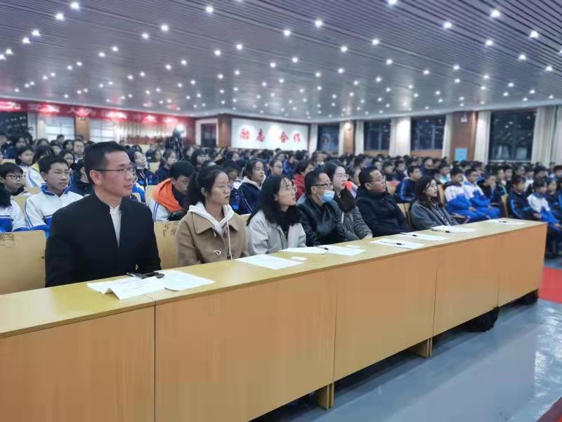 芷江一中：诵读红色经典，打造书香校园