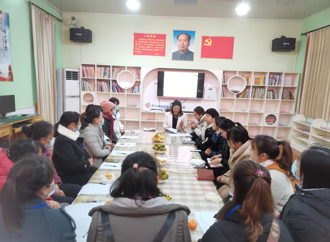 美好“食”光  尽“膳”尽“美”  芷江二幼开展膳食委员会家长督查活动