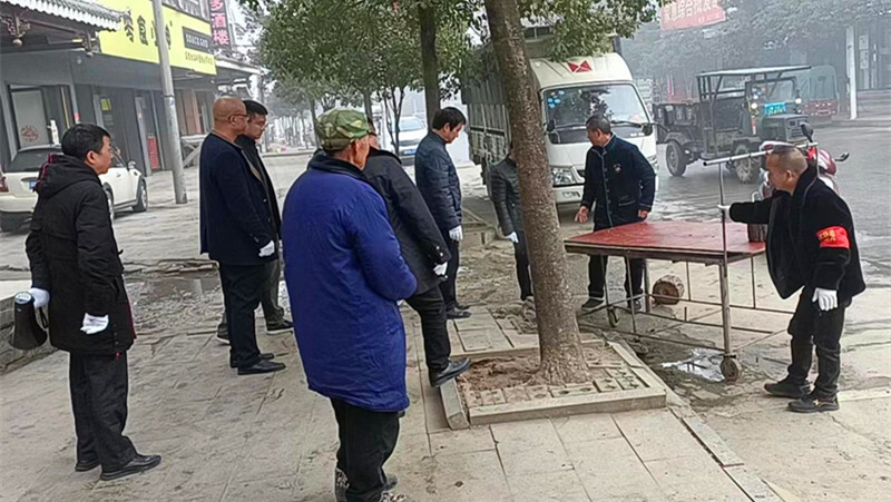 罗旧镇：签署环境整治倡议书 激发群众内生动力