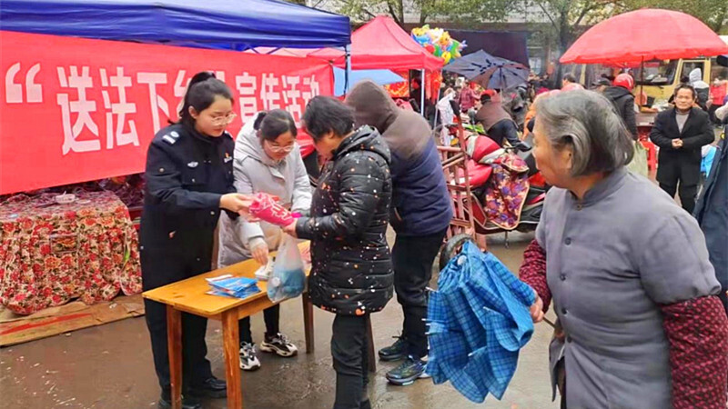 芷江司法局：“巾帼普法”再出发，“送法下乡”暖民心