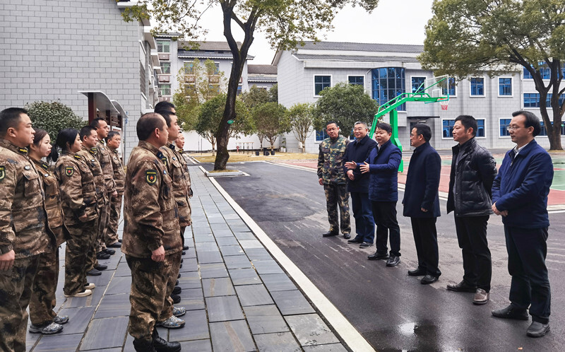 梁志平带领四大家主要领导开展春节走访慰问