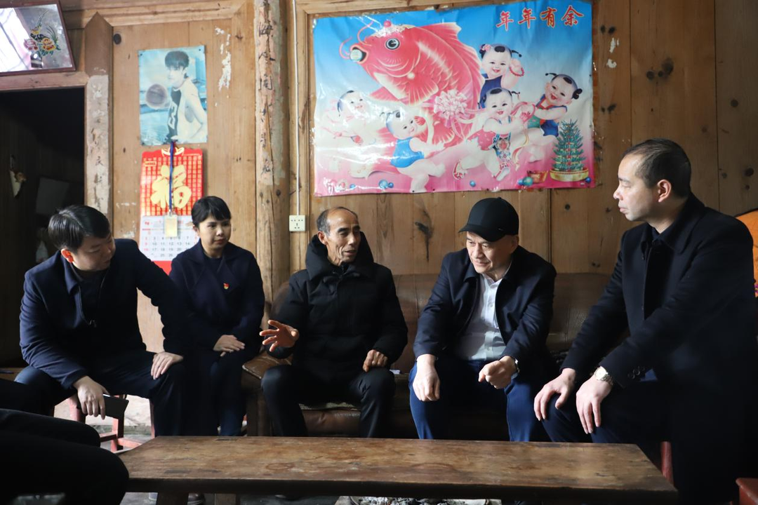 刘越高调研指导岩桥镇黄栗坳村乡村振兴工作