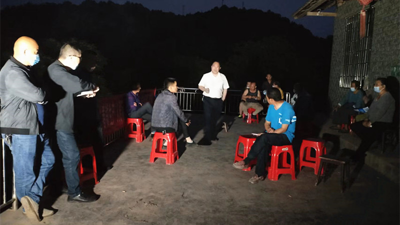 岩桥镇：“小屋场”架起“大平台”