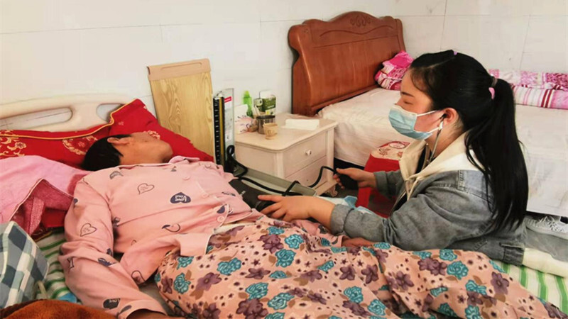 人民的好医生，百姓的贴心人
