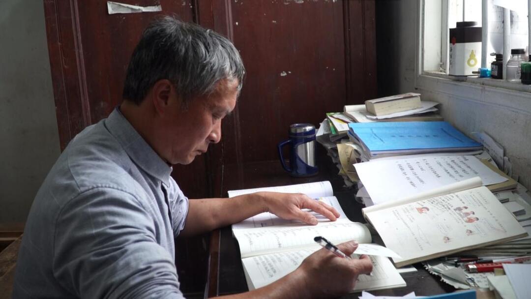 我劳动 我光荣丨李铁清：几十年如一日的乡村教师