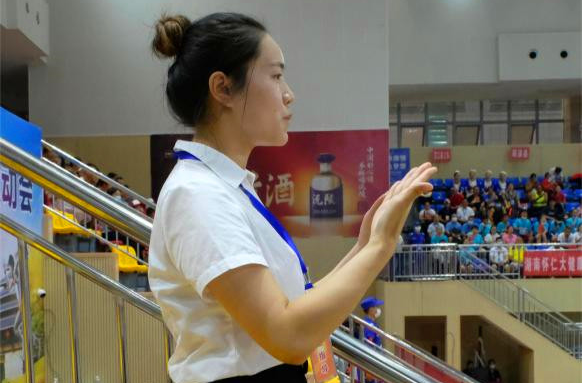 芷江特校：手语“解说” 无声有爱