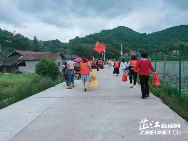 公坪镇：凝心聚力，助力乡村颜值再提升