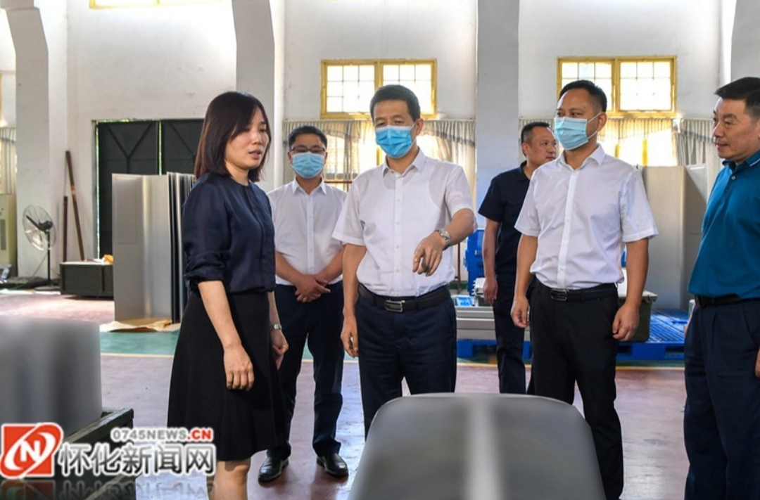 许忠建：在奋起二次创业中再立新功