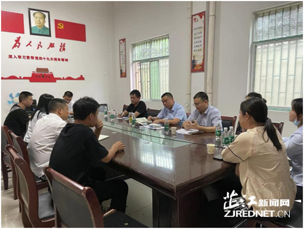 县财政加快推进全省农村电网管理体制改革