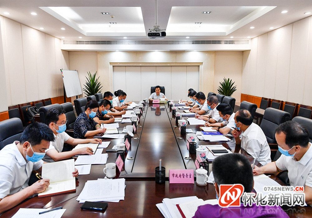 黎春秋：以实干实效迎接党的二十大胜利召开