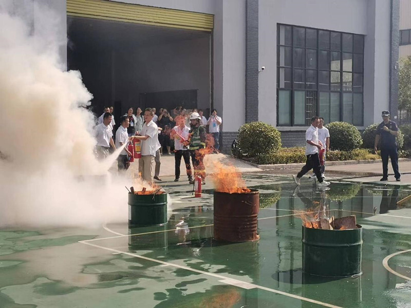 芷江产业开发区：安全为重 着力开展安全生产大检查和消防演练