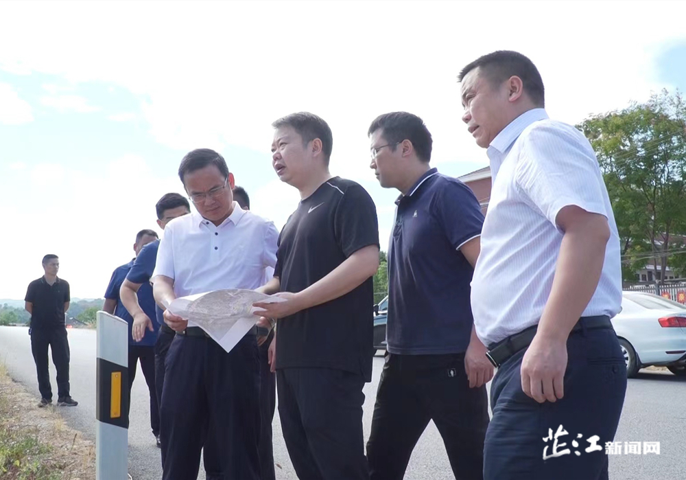 梁志平：努力在产业项目招引、营商环境优化、“五好”园区建设上求突破 以优异成绩迎接党的二十大胜利召开