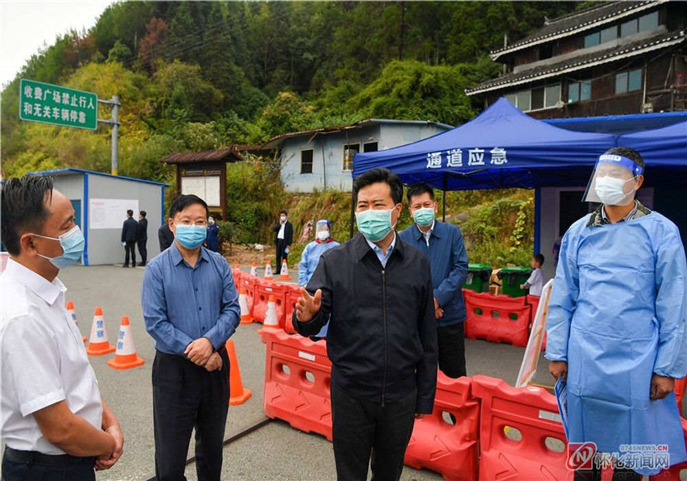 黎春秋在通道调研：抓安全护稳定 以实干促发展