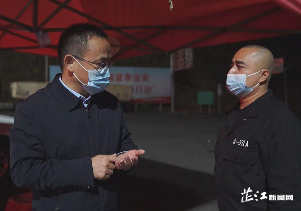 梁元和督查暗访高速公路健康服务点疫情防控工作