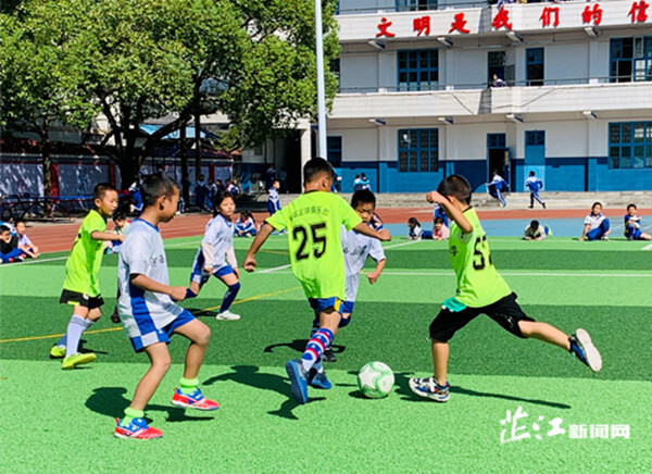 河西小学校园足球嘉年华强势归来