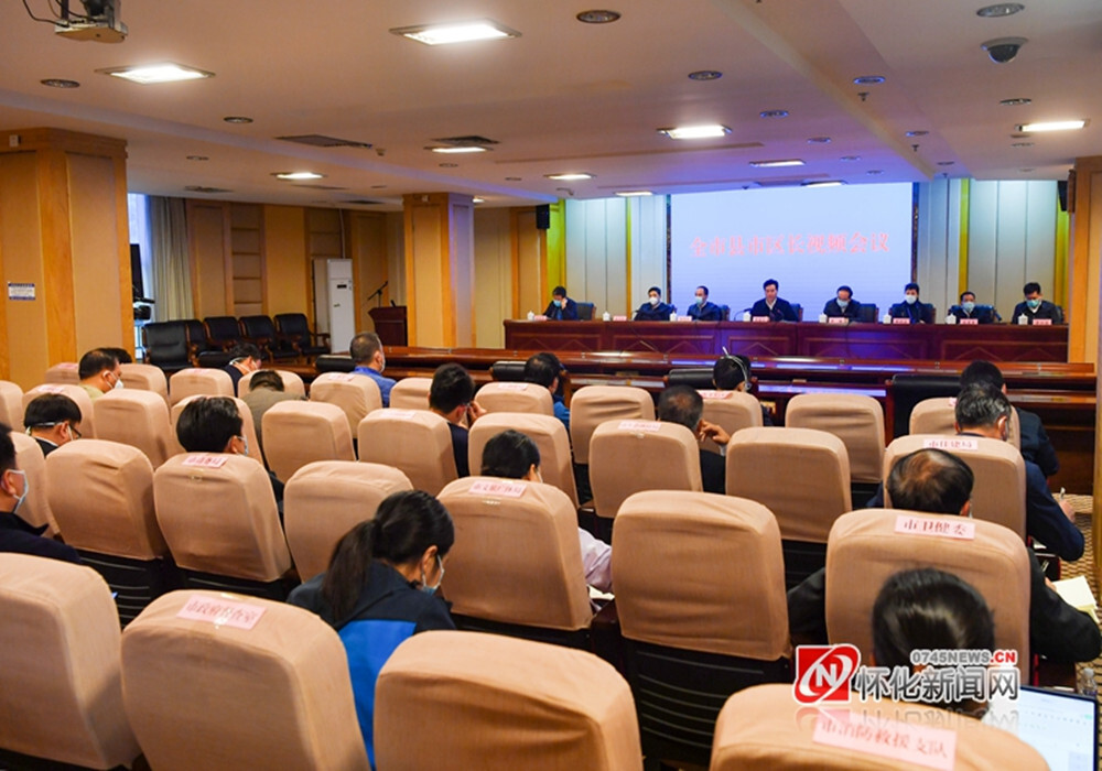 黎春秋:把二十大精神贯彻到政府工作各方面全过程
