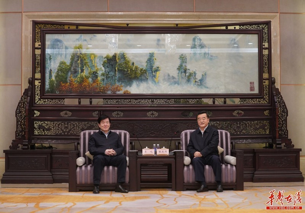 张庆伟会见中国文联党组书记、副主席李屹一行