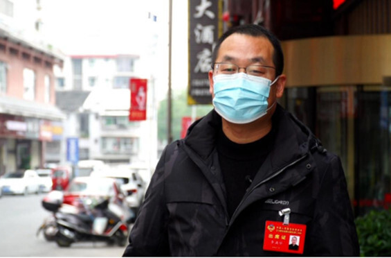 政协芷江侗族自治县第九届委员会第二次会议今日下午开幕  政协委员上午陆续报到