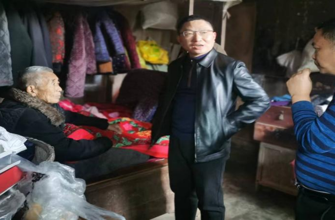 寄廉语 查安全  芷江县政协领导开展春节清廉走访