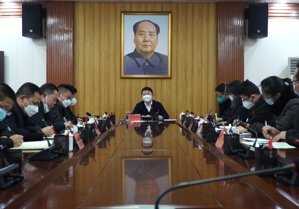 梁志平在县委常委班子民主生活会征求意见座谈会上强调：多渠道征求意见 找准找实问题 确保开出好效果好风气
