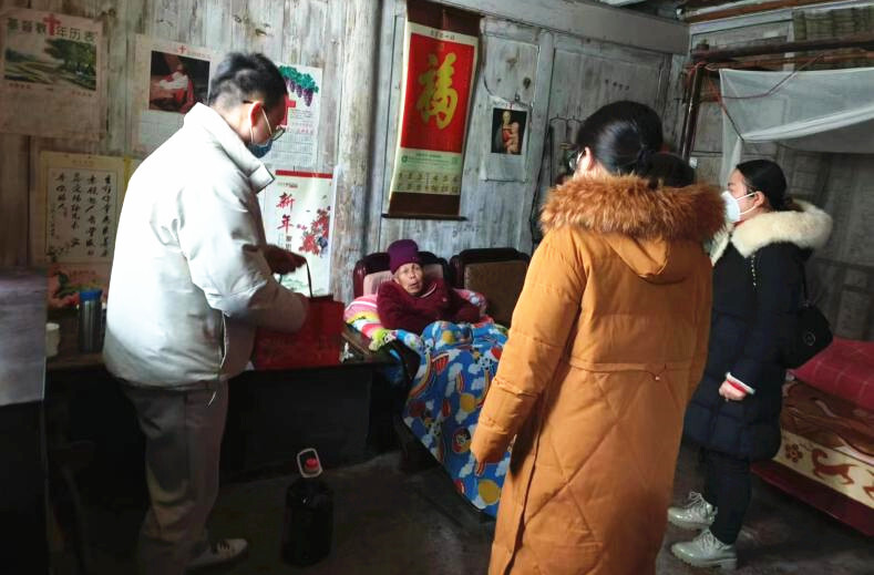 芷江政协发挥委员工作室作用 助力乡村疫情防控