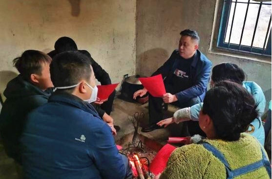 公坪镇：倡导村民就近择业 促进家乡经济建设