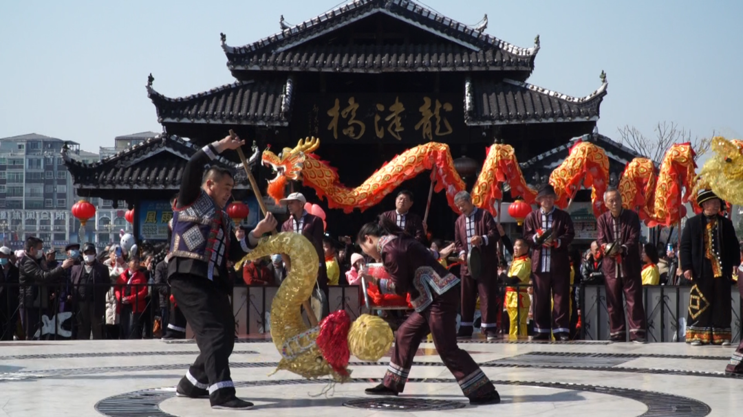 我们的中国梦 文化进万家丨芷江：国家级非遗项目庆新春 舞龙祈福预热元宵节