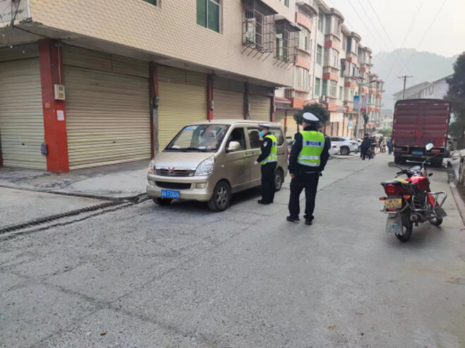 大树坳乡：绷紧春运“责任弦”，护航出行“平安线”