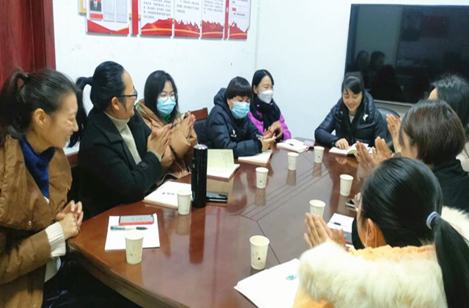 芷江妇联召开“三八”妇女节活动筹备座谈会