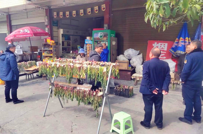 新店坪镇：重拳出击，集镇整治