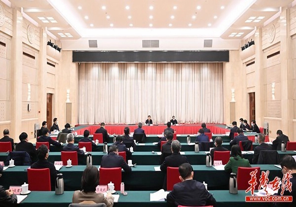 省委理论学习中心组第十四次集体学习