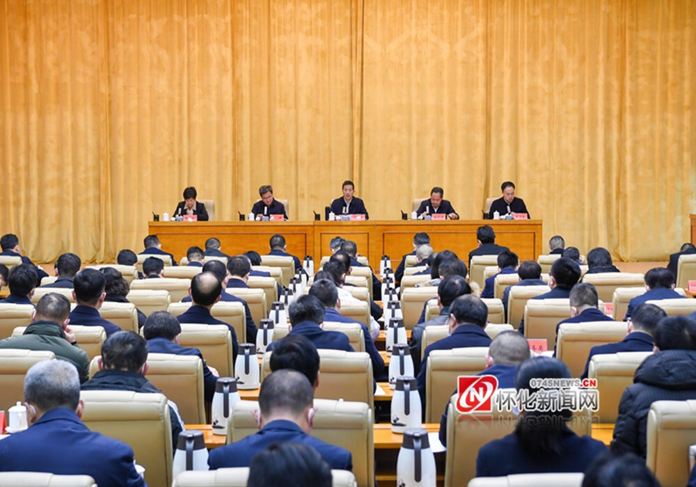 许忠建：强化政治引领和政治保障作用