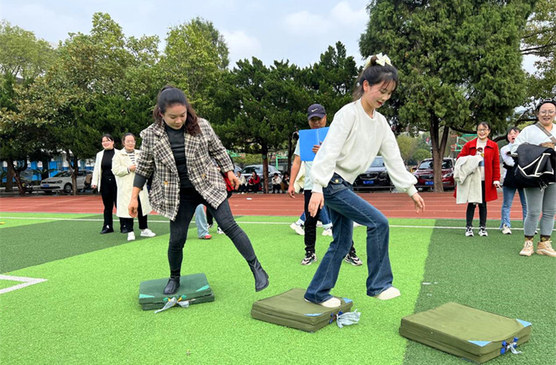 河西幼儿园开展“三月清风润 廉洁沁人心”主题活动