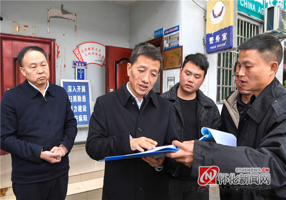 许忠建：以务实作风抓发展惠民生保稳定