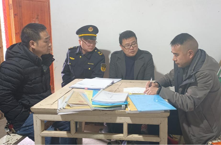 打好安全生产翻身仗丨芷江交通综合行政执法大队组织督查2023年交通运输安全“隐患清零”及赋码管理工作
