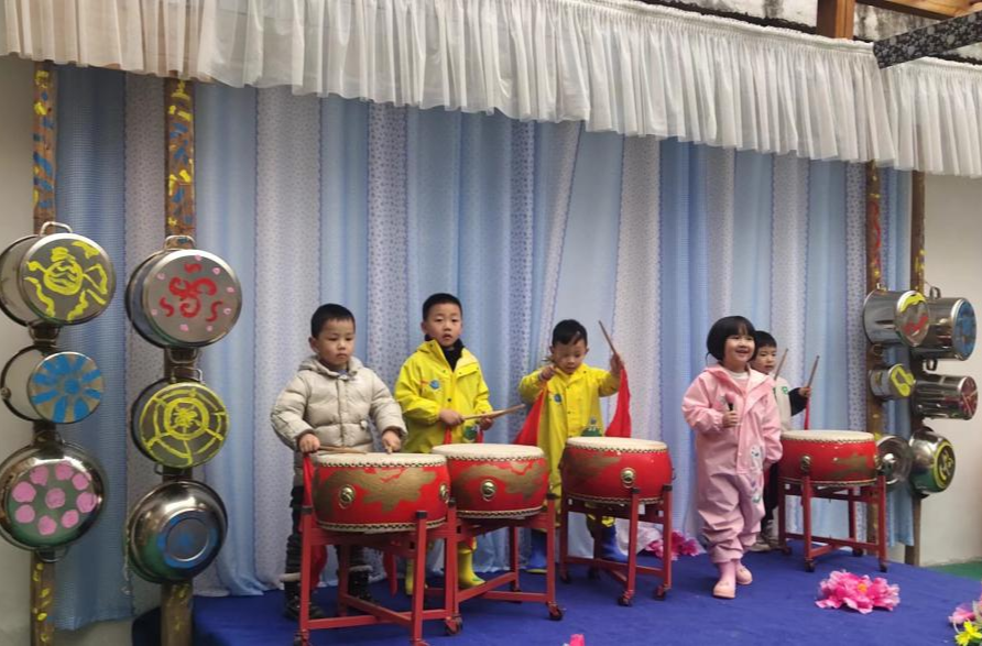 芷江二幼组织前往国家和省级游戏活动暨幼小科学衔接实验区、试点园交流学习