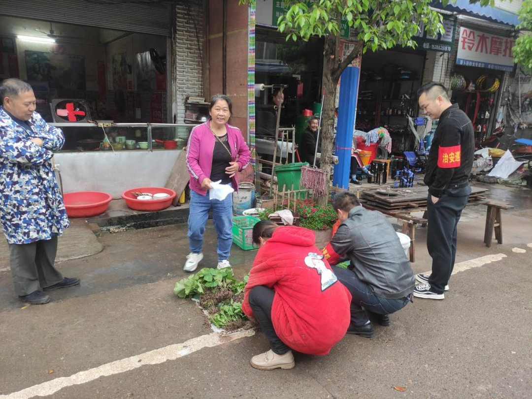 “三度”治理法  罗卜田乡严防马路市场反弹