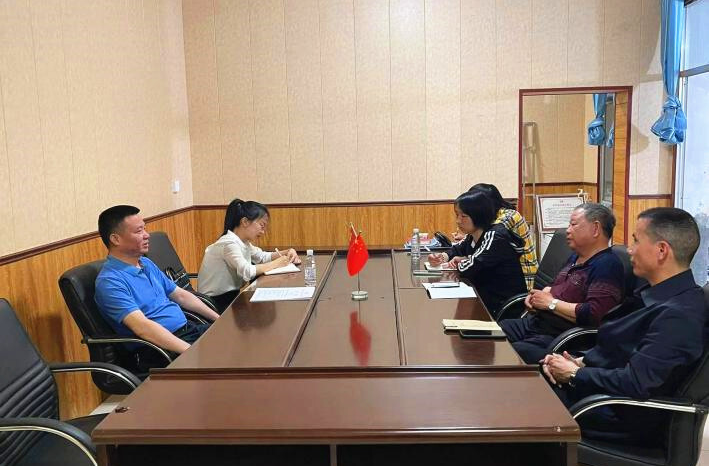 市老干部局负责人来芷调研“美在金秋” 老党员之家建设