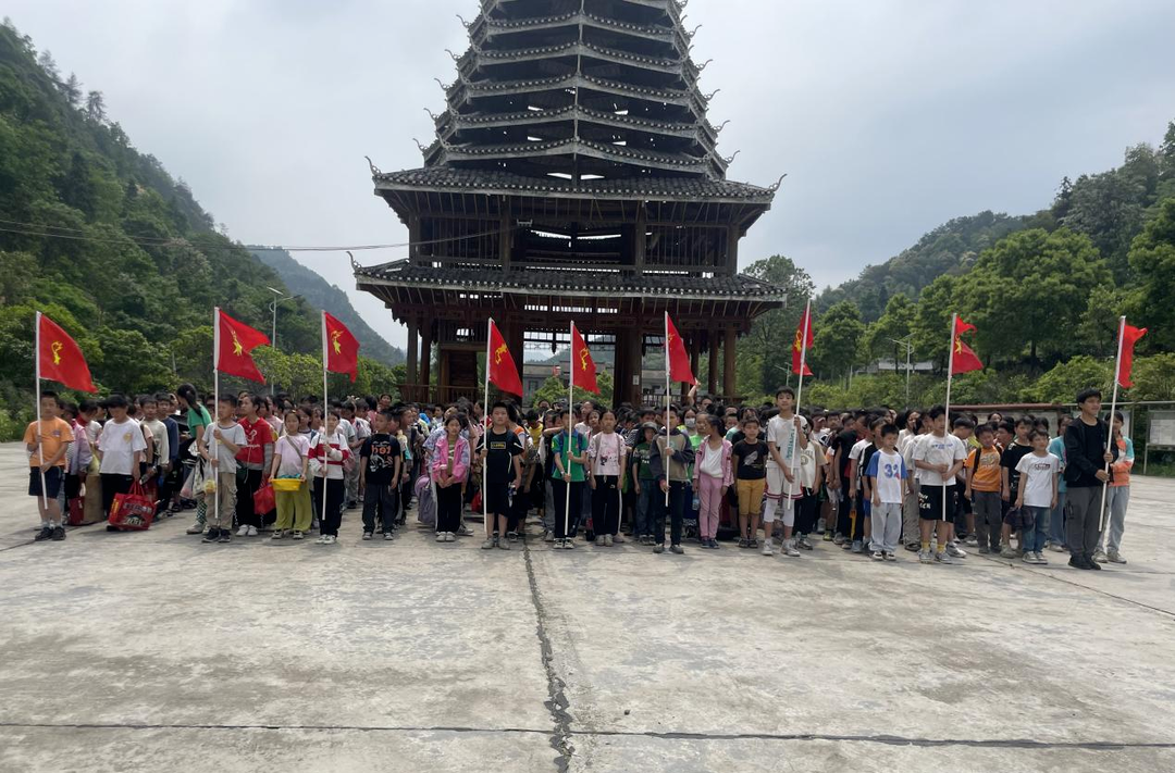 碧涌镇小学：寻觅长征踪迹，传承长征精神