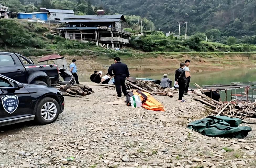 芷江、会同、贵州天柱三县联合执法打击非法捕捞