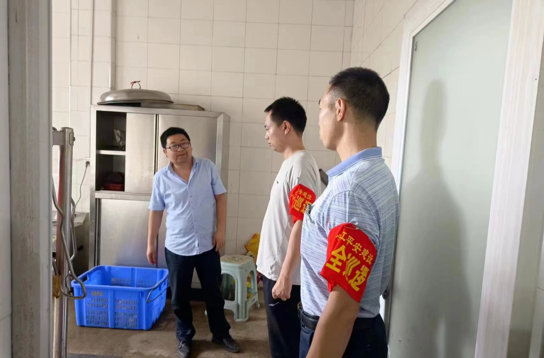 打好安全生产翻身仗丨大树坳乡：保障食品安全，护航学生成长