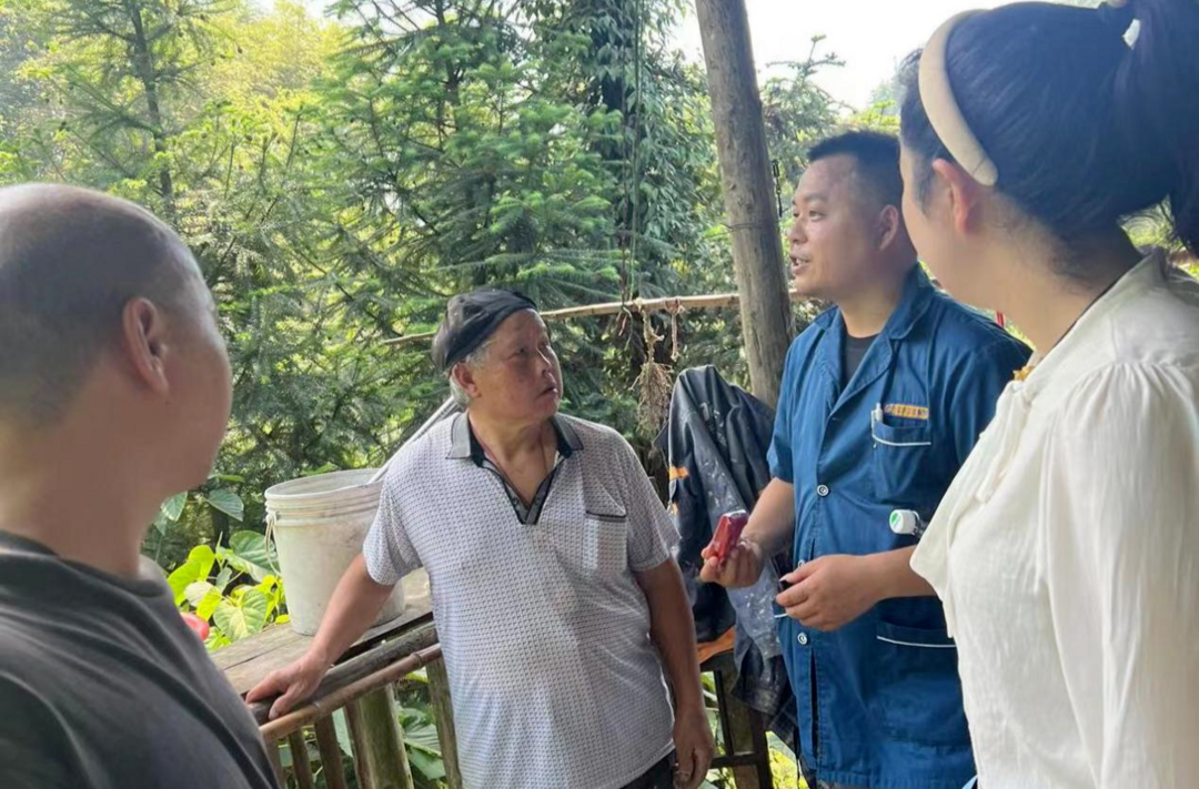 碧涌镇妇联走访慰问精神障碍患者
