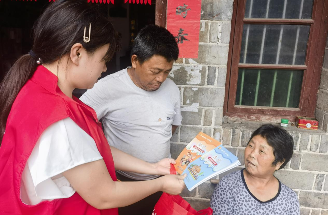 打好安全生产翻身仗丨公坪镇：安全生产进农户 安全知识记心间