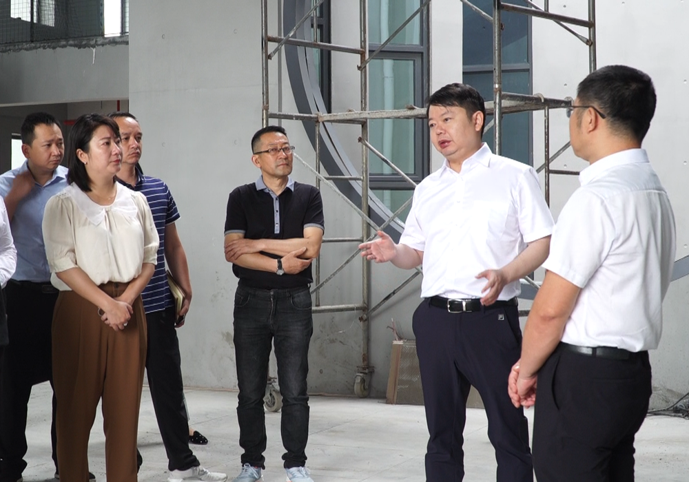 梁志平在调研重点项目时强调：全力谋项目推项目建项目 助力高质量发展