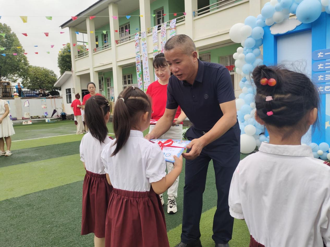 河西幼儿园：感恩成长 筑梦远航