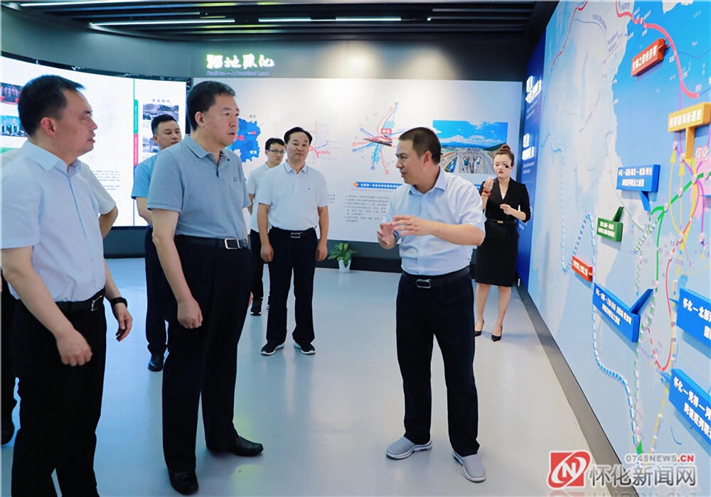毛万春在怀化调研：着力助推怀化国际陆港建设