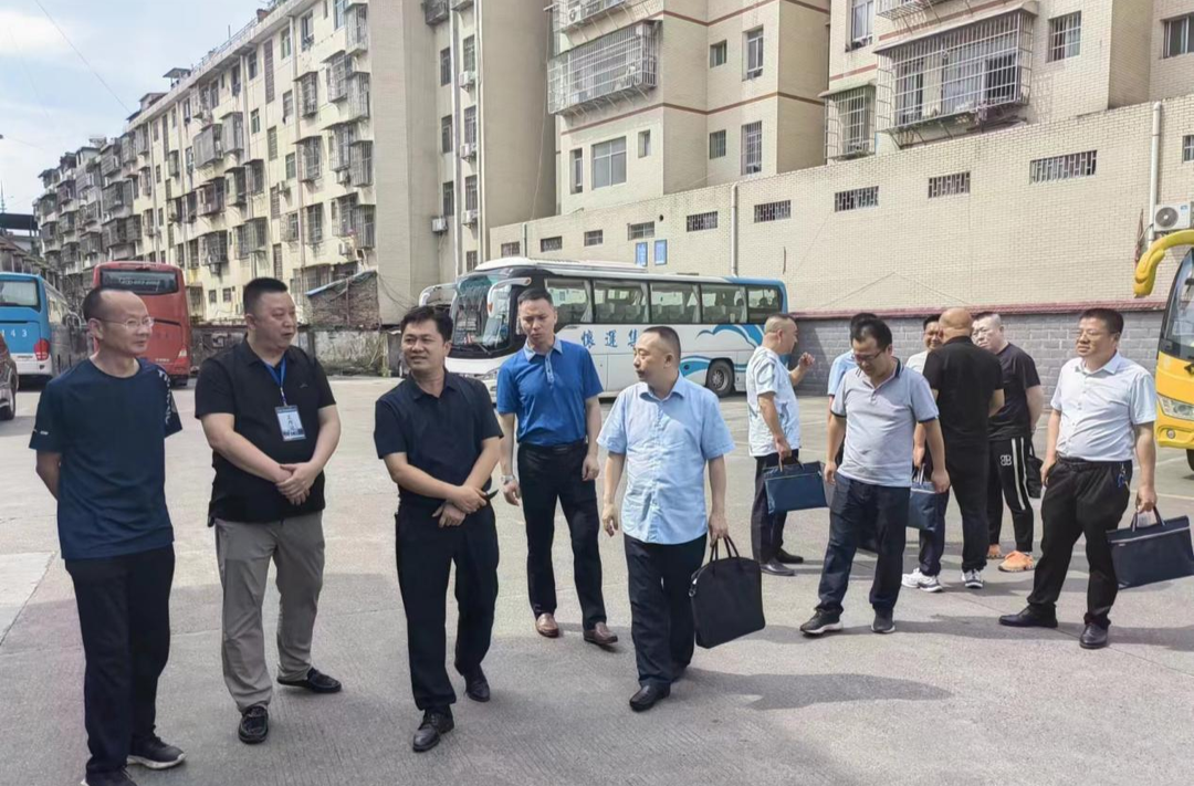 芷江：加快推进城乡客运一体化