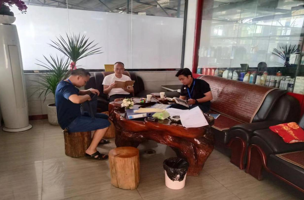 打好安全生产翻身仗丨芷江道路运输服务中心开展机动车维修企业安全生产风险隐患专项检查