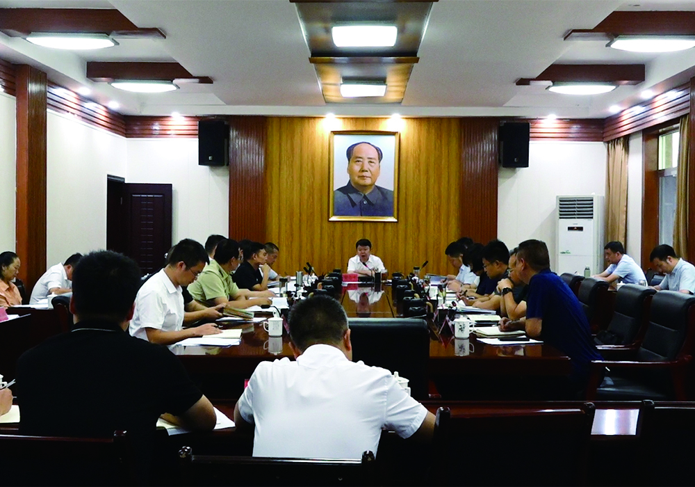 县委理论学习中心组举行2023年第六次集体学习